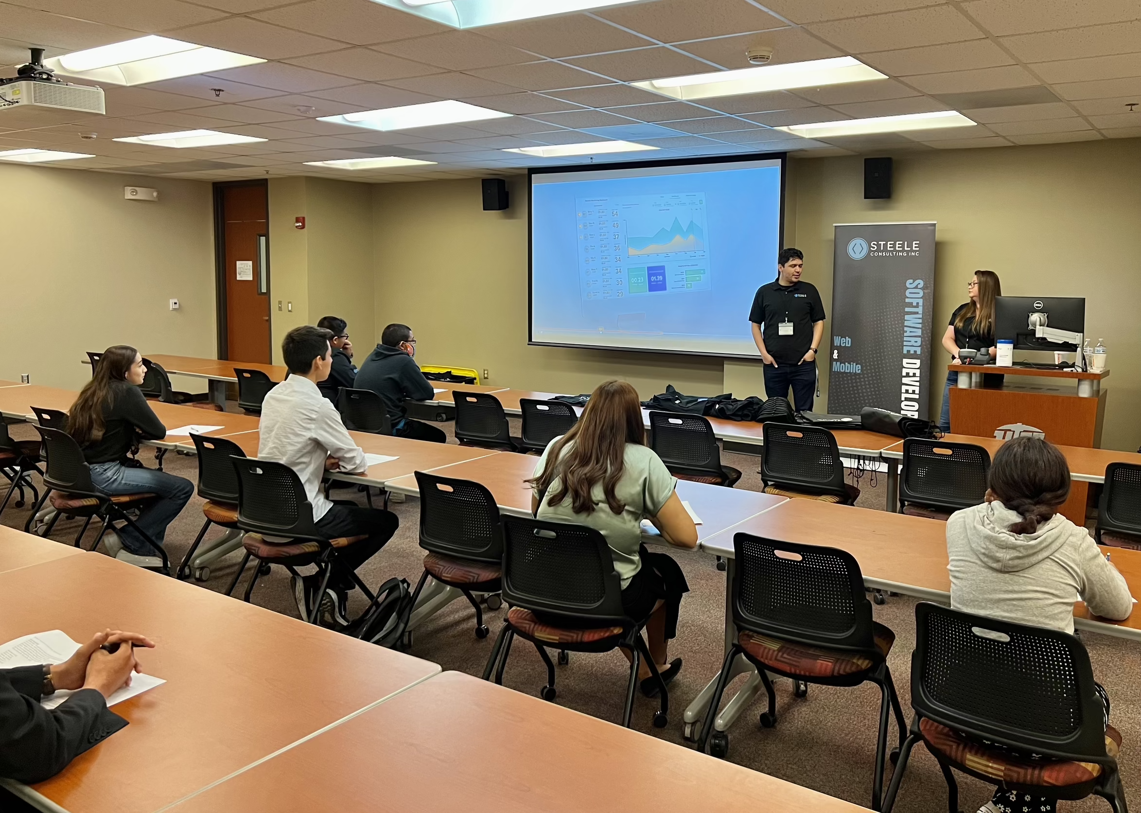 UTEP_Upward_Bound_Career_Expo1_65